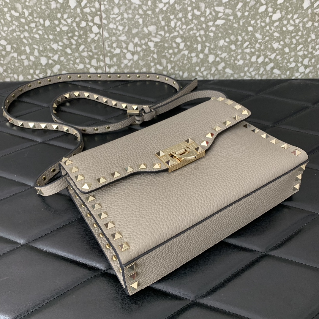 Valentino Garavani Rockstud Crossbody Bag in Grey Grainy Calfskin